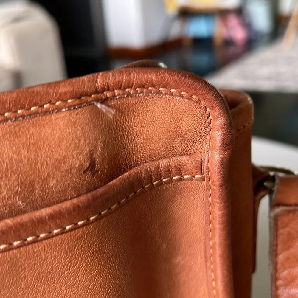 Coach Vintage Swagger 9338 Crossbody Bag - Picture 5 of 14